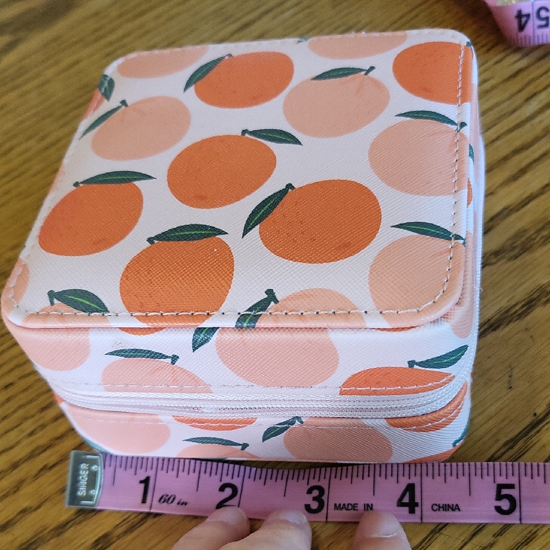 Peach Print Traveling Jewelry Box 12$